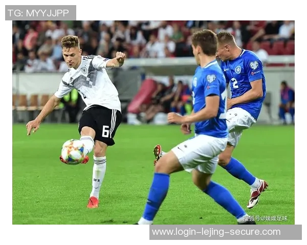 抗议比赛中的足球运动员如何用行动表达不满与呼声 抗议比赛中的足球运动员如何用行动表达不满与呼声